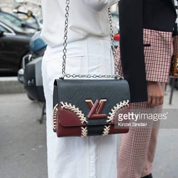 LV TWIST MM limited edition - Picture 10 of 13